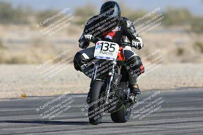 media/Dec-07-2025-CVMA (Sun) [[3e7d2de5dc]]/Race 5-Formula UL-CVMA Hooligans-American Thunder/